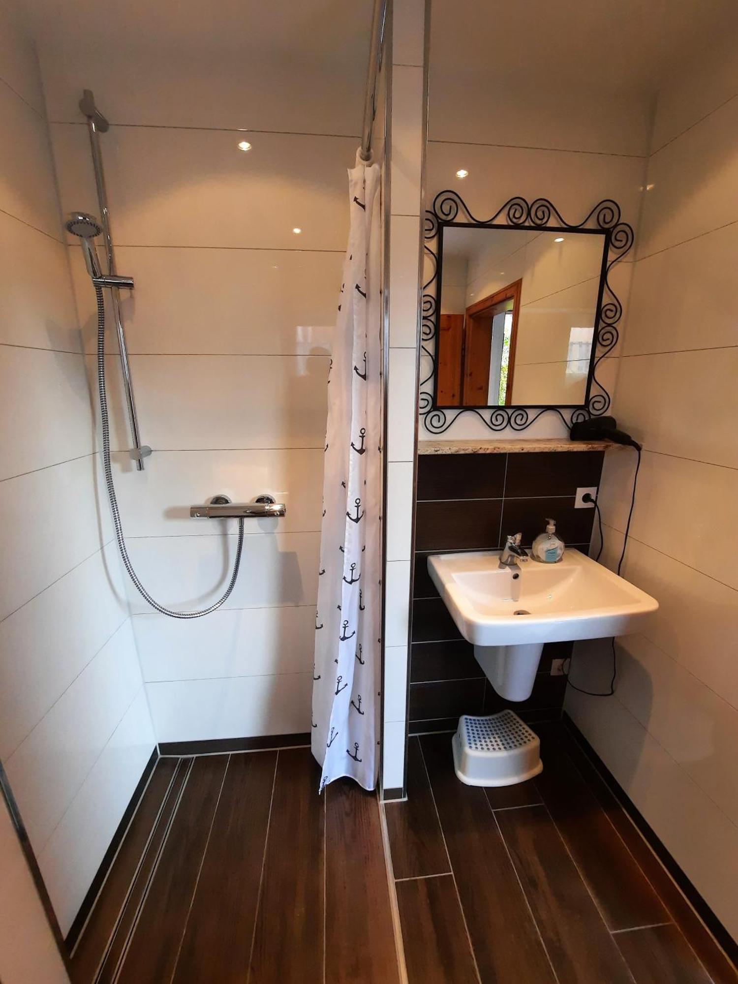 Ferienhaus Kolibri, Exklusiv Und Familiaer In Nessmersiel Mit Anbindung Nach Baltrum Extérieur photo